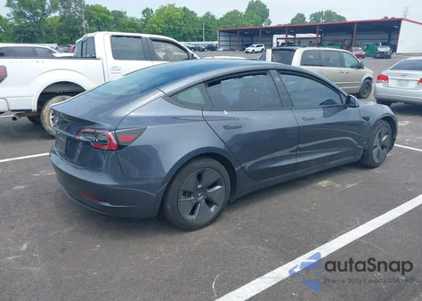 2023 Tesla Model 3 Rear-Wheel Drive z USA, uszkodzony, nr VIN 5YJ3E1EA0PF495110